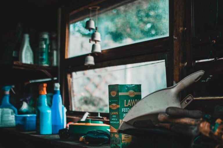garden tools storage